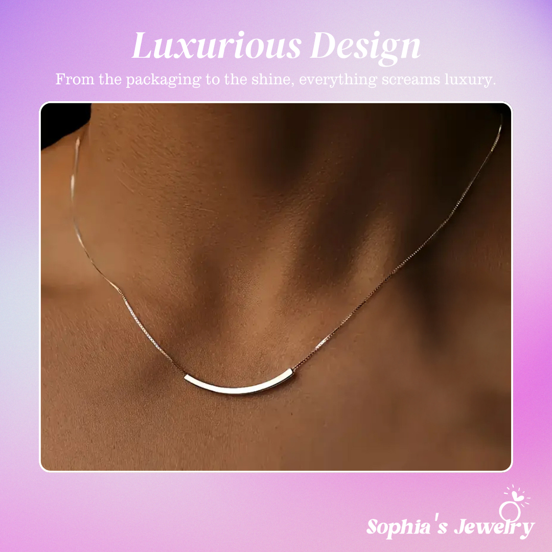 Lara | Minimalist Plate Pendant | Silver Necklace