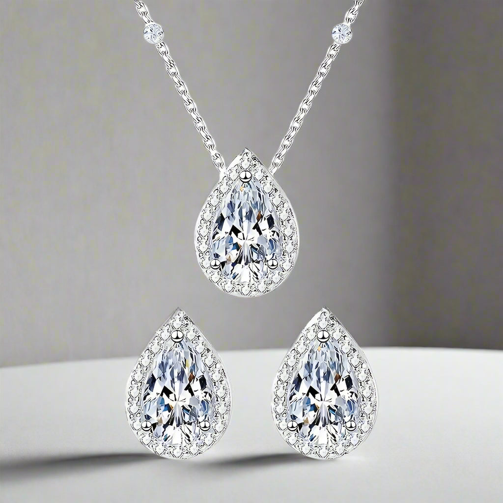 Veronica | Pear-Shaped Sparkle | Silver Jewelry Set